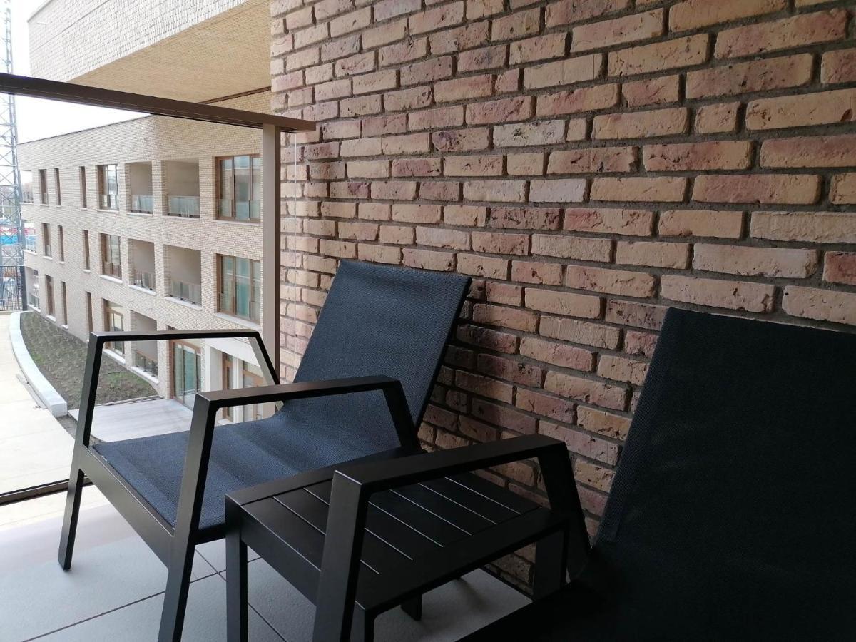 Bartine - Modern And Spacious Flat Near The Sea, Free Parking Space Oostende Eksteriør billede